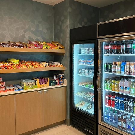 Holiday Inn Express & Suites - Hollister By Ihg Exteriör bild
