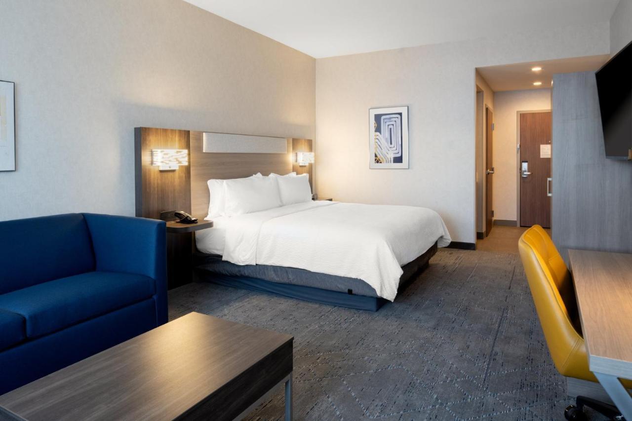 Holiday Inn Express & Suites - Hollister By Ihg Exteriör bild